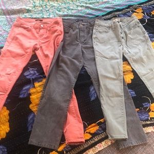 Jeans lot three pairs